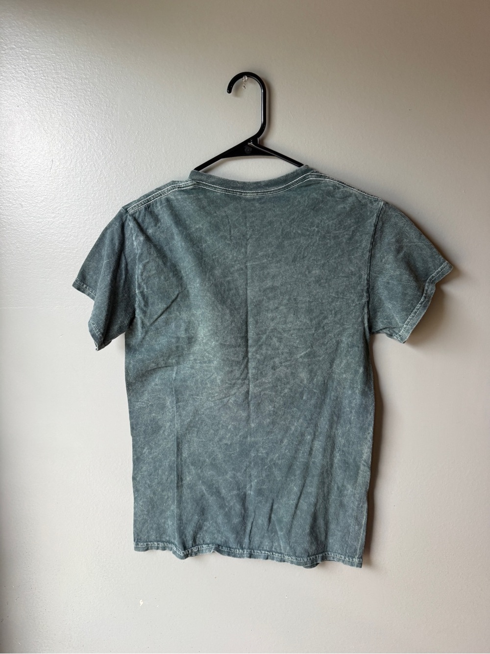 Nirvana Smiley Face Graphic Band T-Shirt Gray Acid Wash Women’s Small - Picture 5 of 5